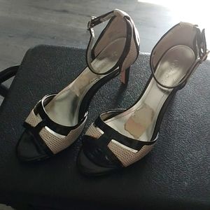 Calvin Klein Kammy sandals preowned 6M